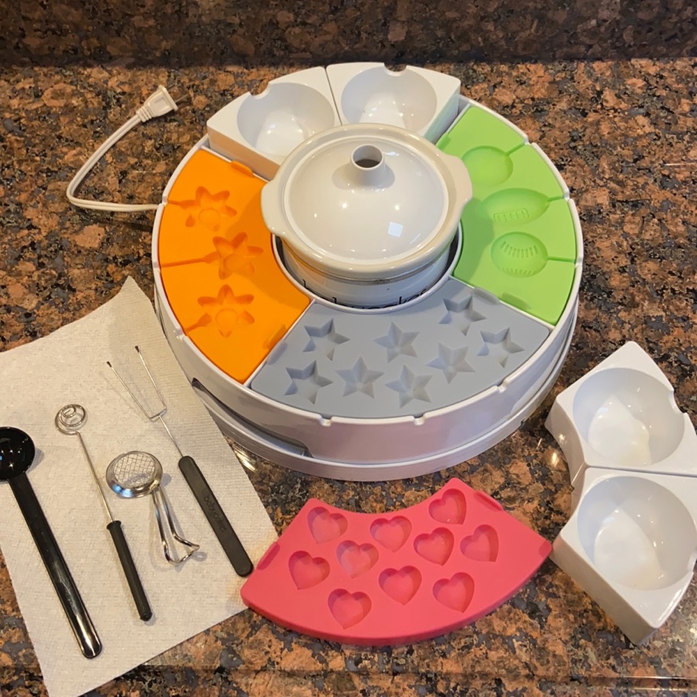 *RARE* Baby Cakes decoration station & melting pot